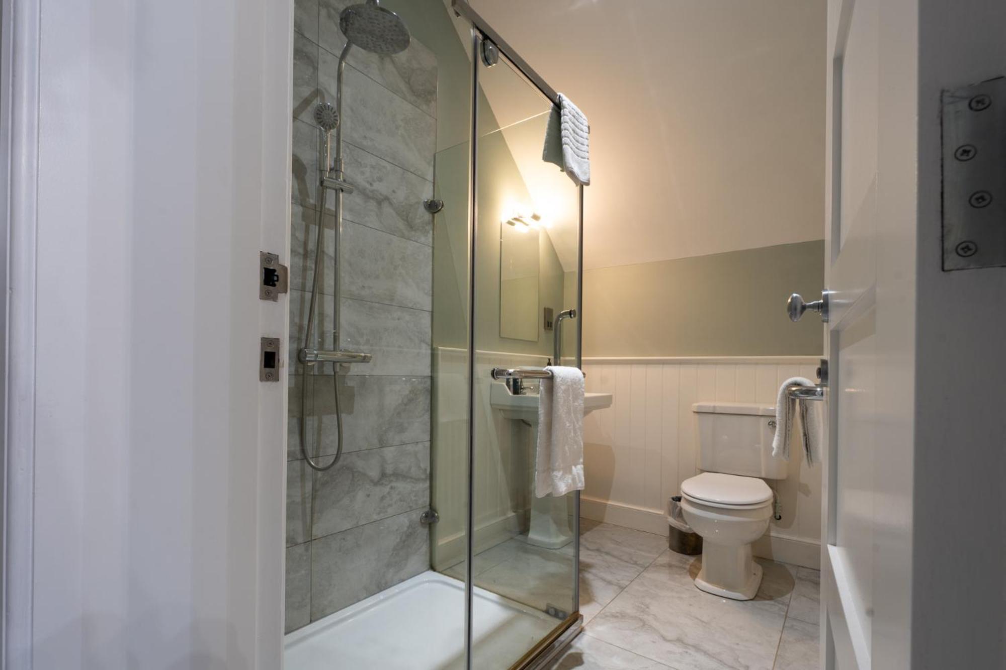Holiday home Escape Ordinary At Lough Erne Golf Village *