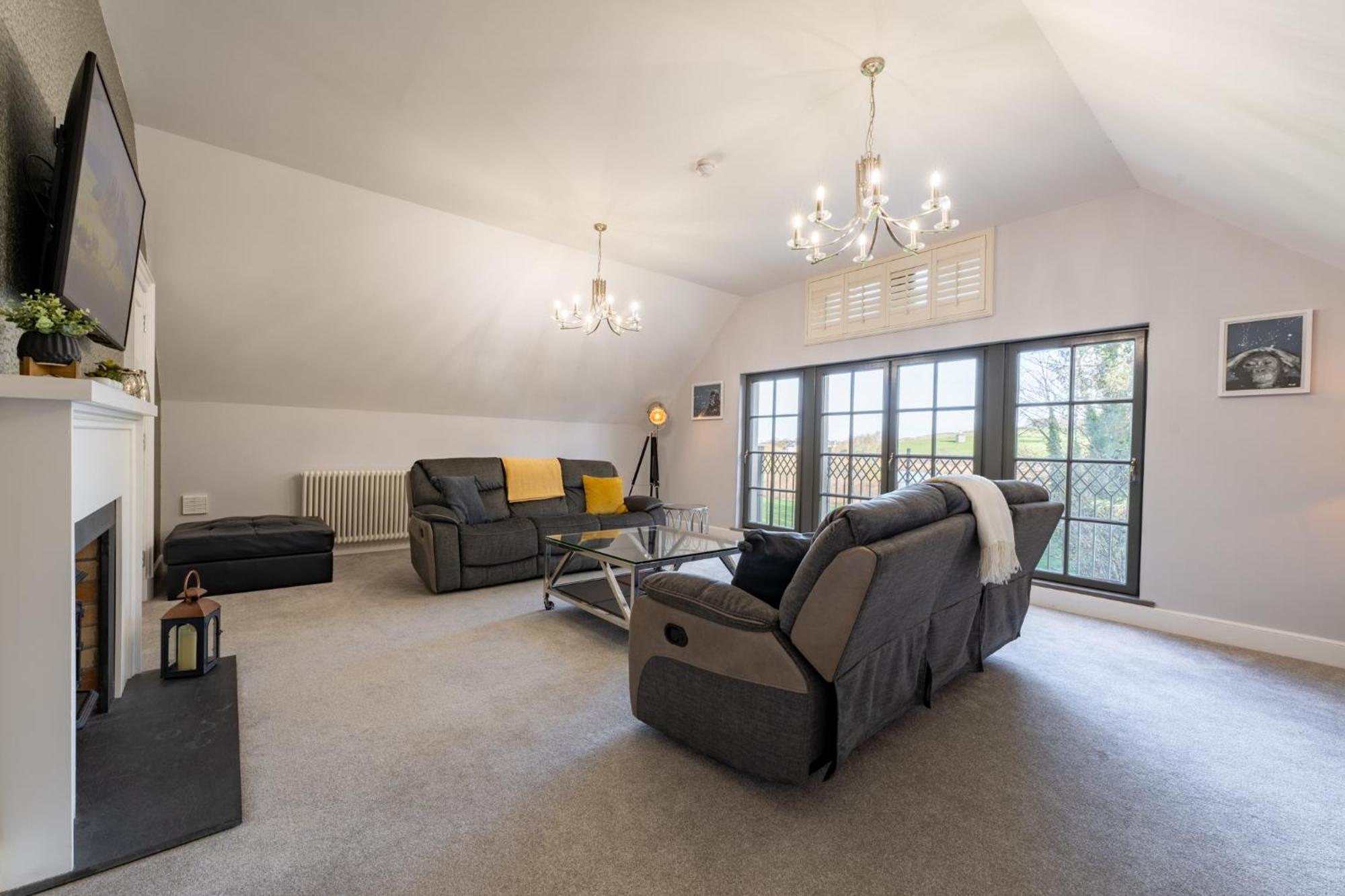 Holiday home Escape Ordinary At Lough Erne Golf Village